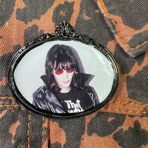 Black and White Rocker Brooch